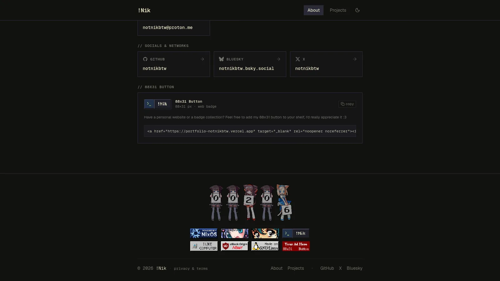 Footer with 88x31 buttons